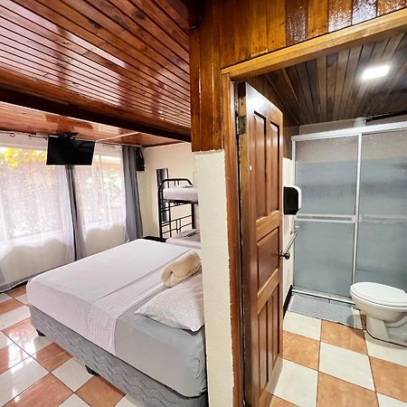Rio Danta Hostel La Fortuna Екстериор снимка
