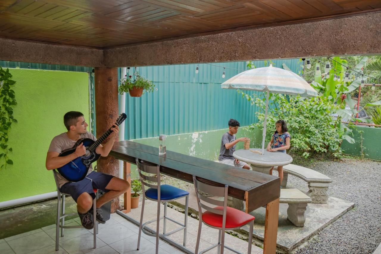 Rio Danta Hostel La Fortuna Екстериор снимка