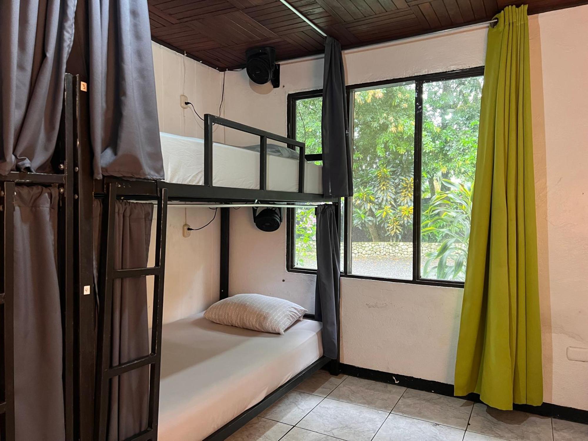 Rio Danta Hostel La Fortuna Екстериор снимка