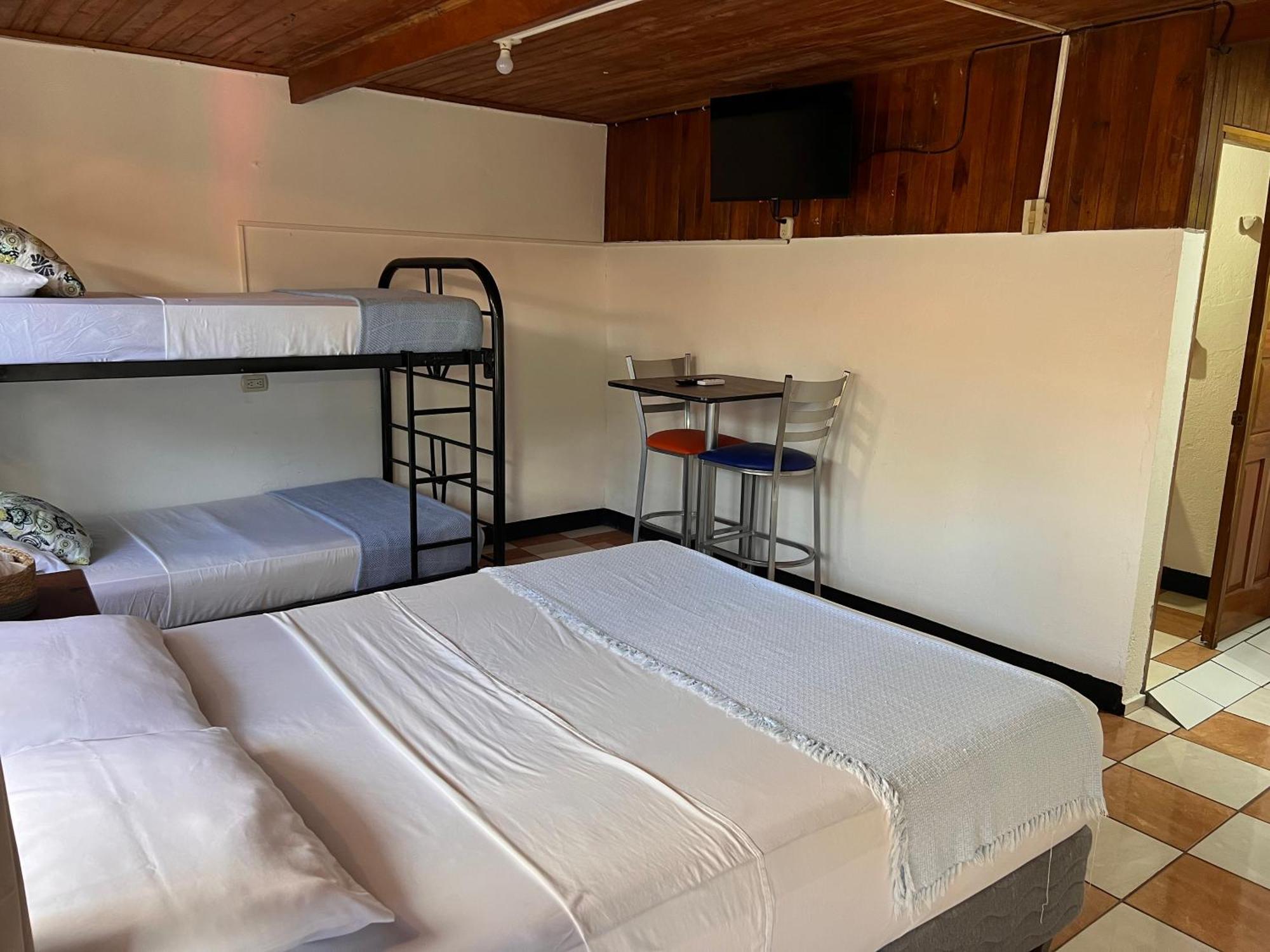 Rio Danta Hostel La Fortuna Екстериор снимка