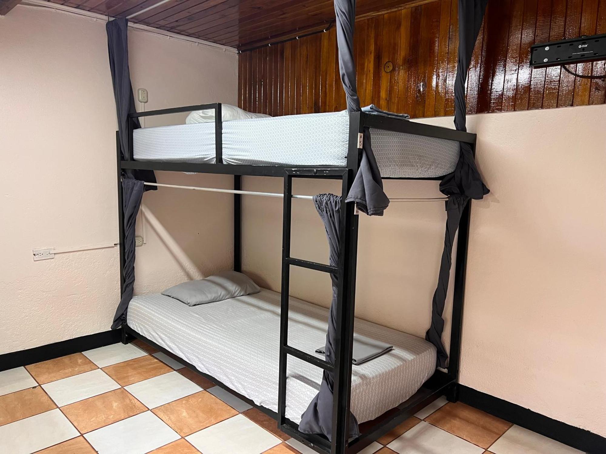Rio Danta Hostel La Fortuna Екстериор снимка