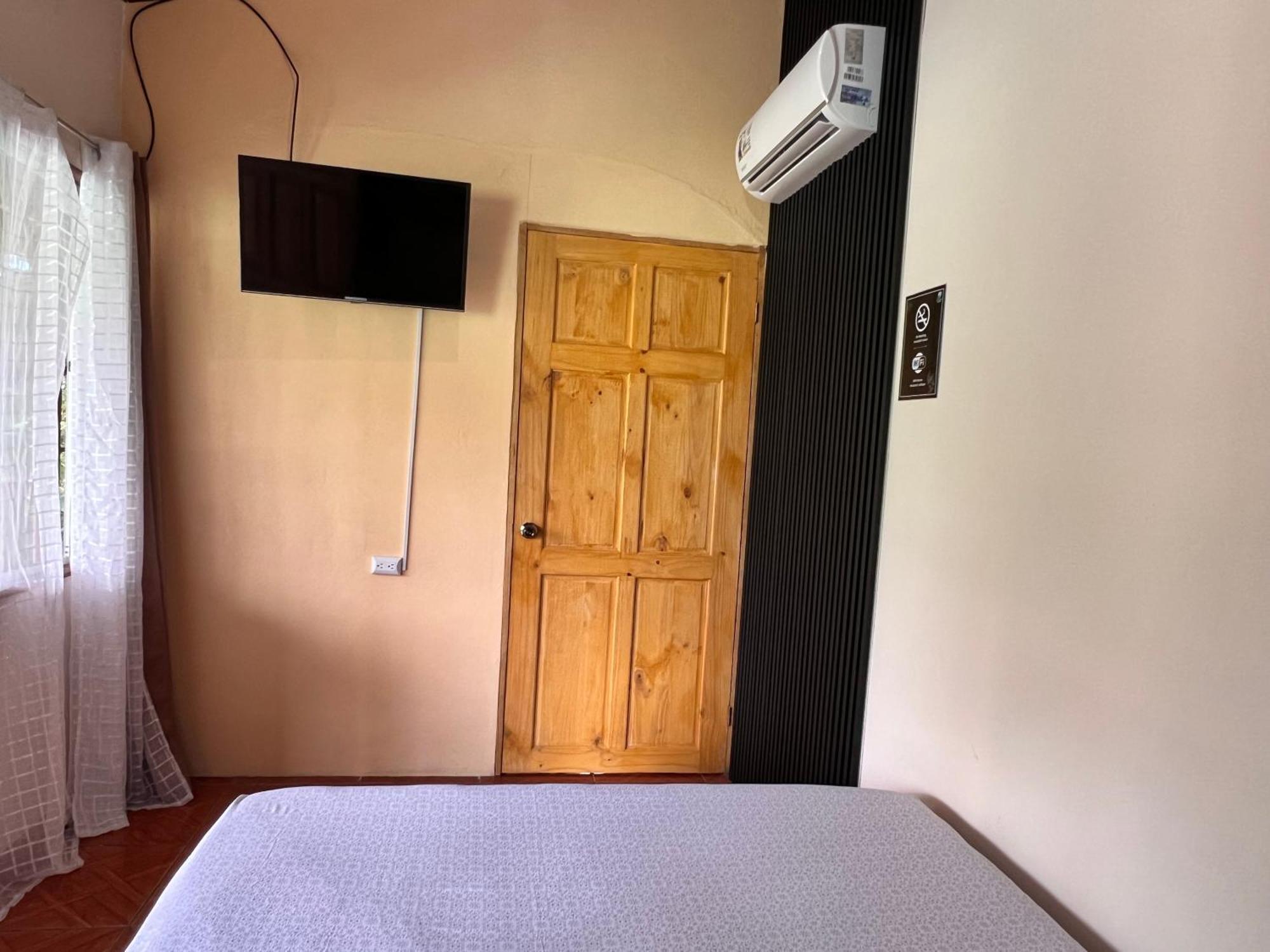 Rio Danta Hostel La Fortuna Екстериор снимка
