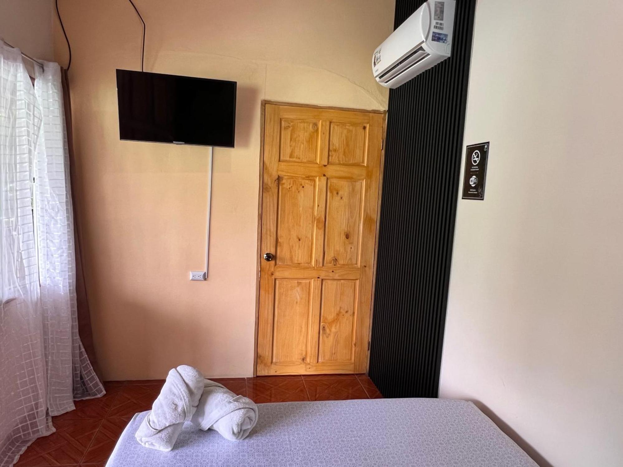 Rio Danta Hostel La Fortuna Екстериор снимка