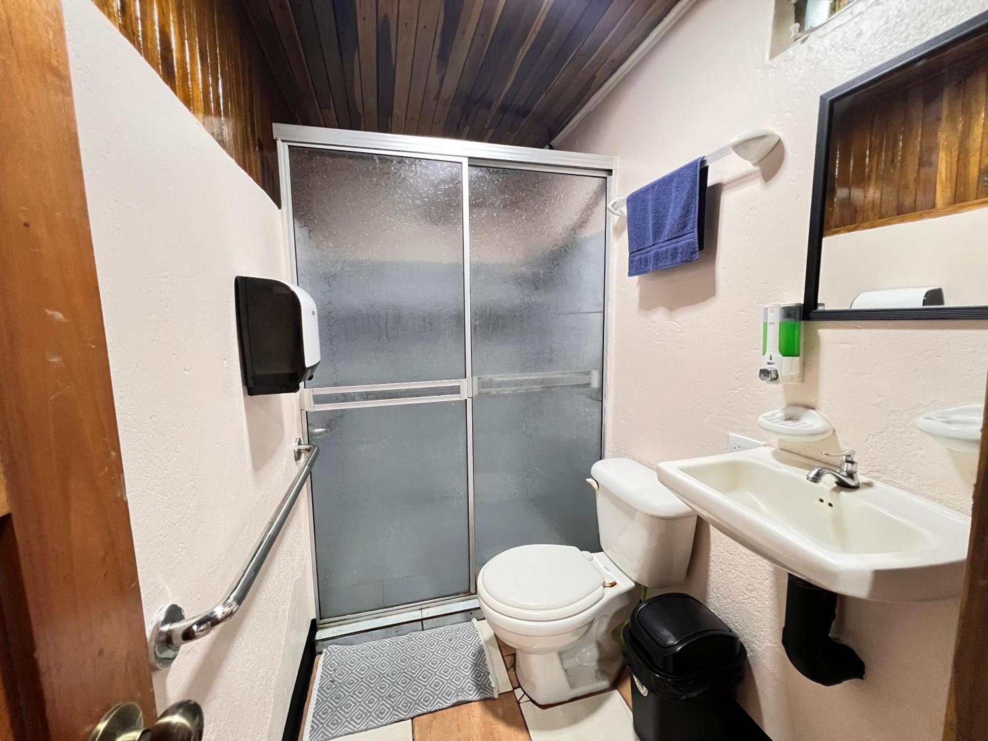 Rio Danta Hostel La Fortuna Екстериор снимка